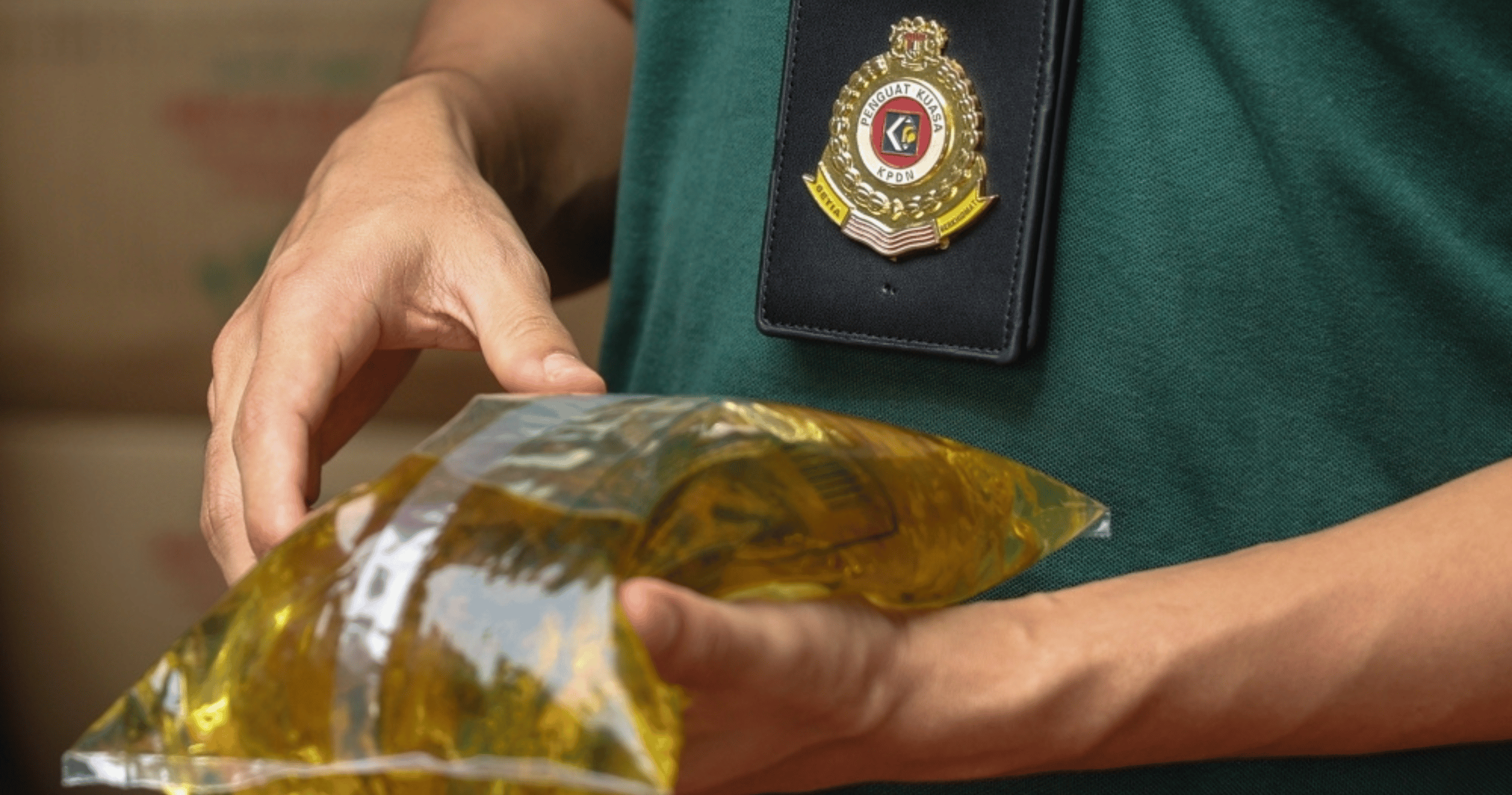 ‘Datuk’ remanded three days over cooking oil smuggling syndicate