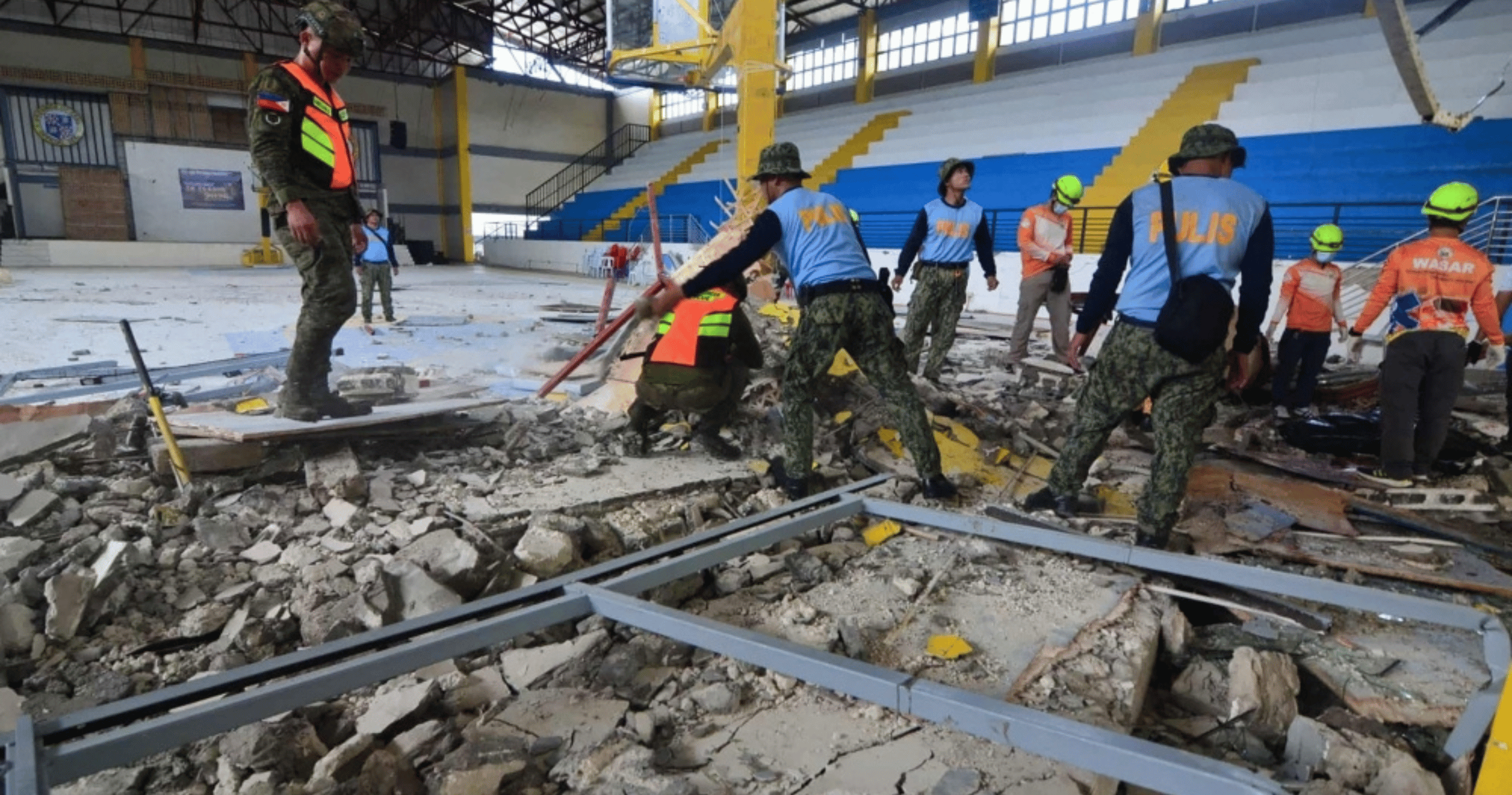 At least 22 killed as powerful earthquake strikes the Philippines