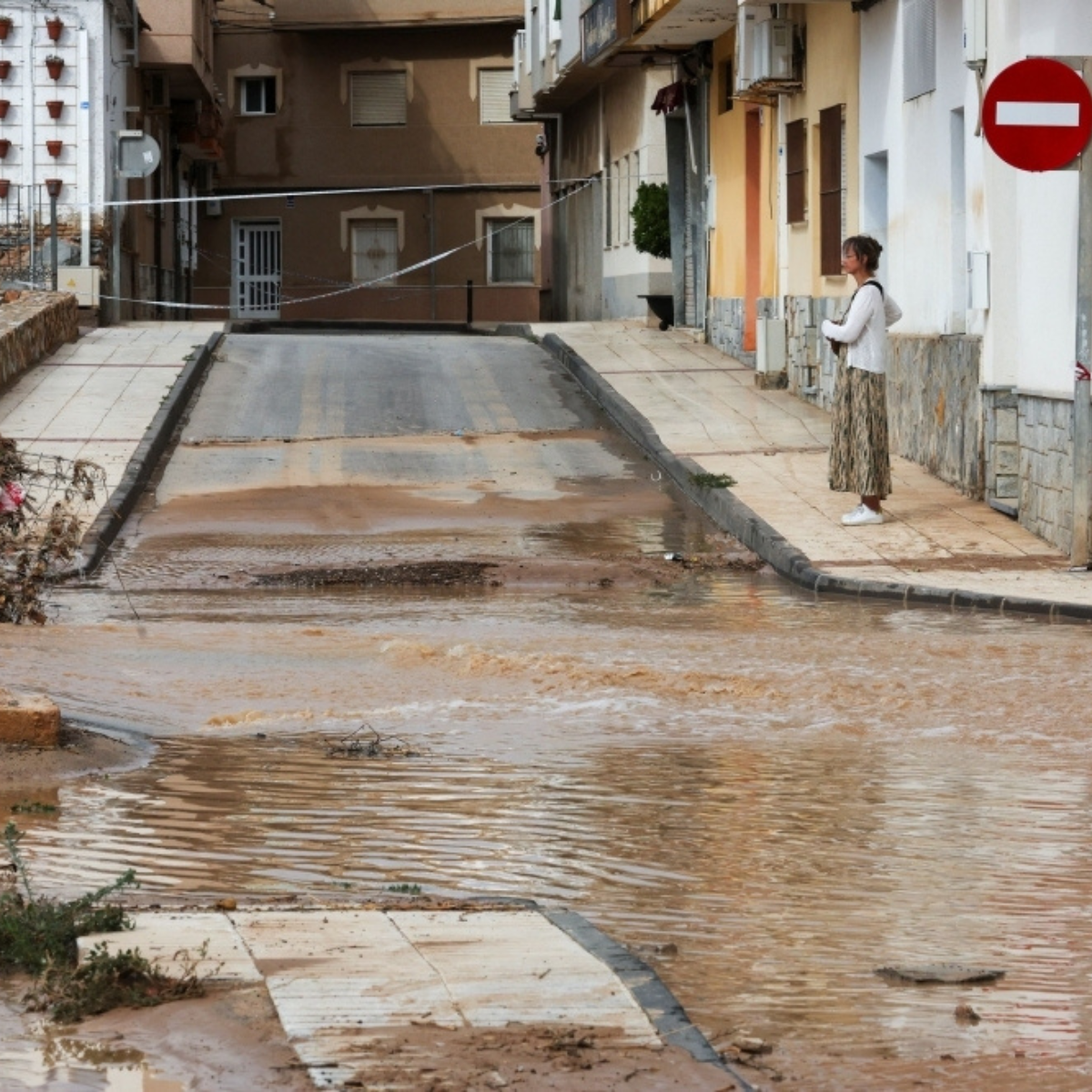 Spain battered by new floods as heavy rains lash Catalonia, stranding residents and drivers