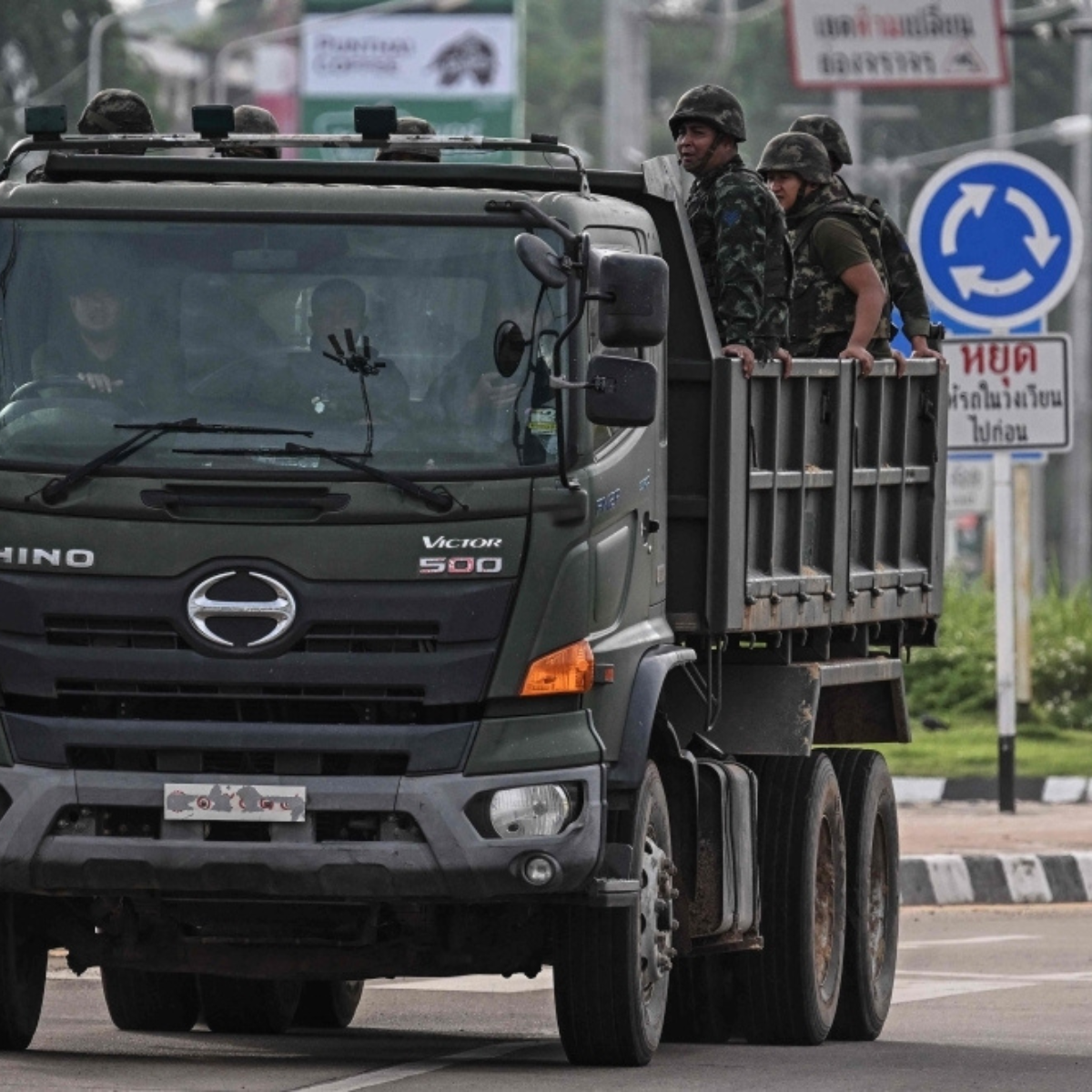 Thailand to release Cambodian POWs contingent on border peace agreement