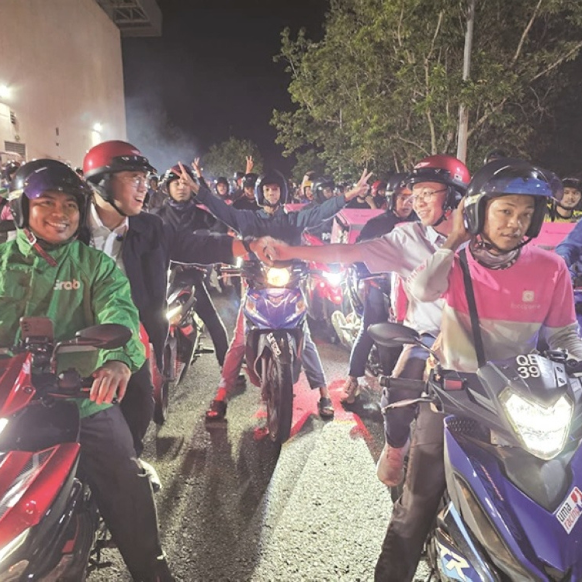 HR Minister says new federal law will benefit 100,000 gig workers in Sabah at Tanjung Aru event