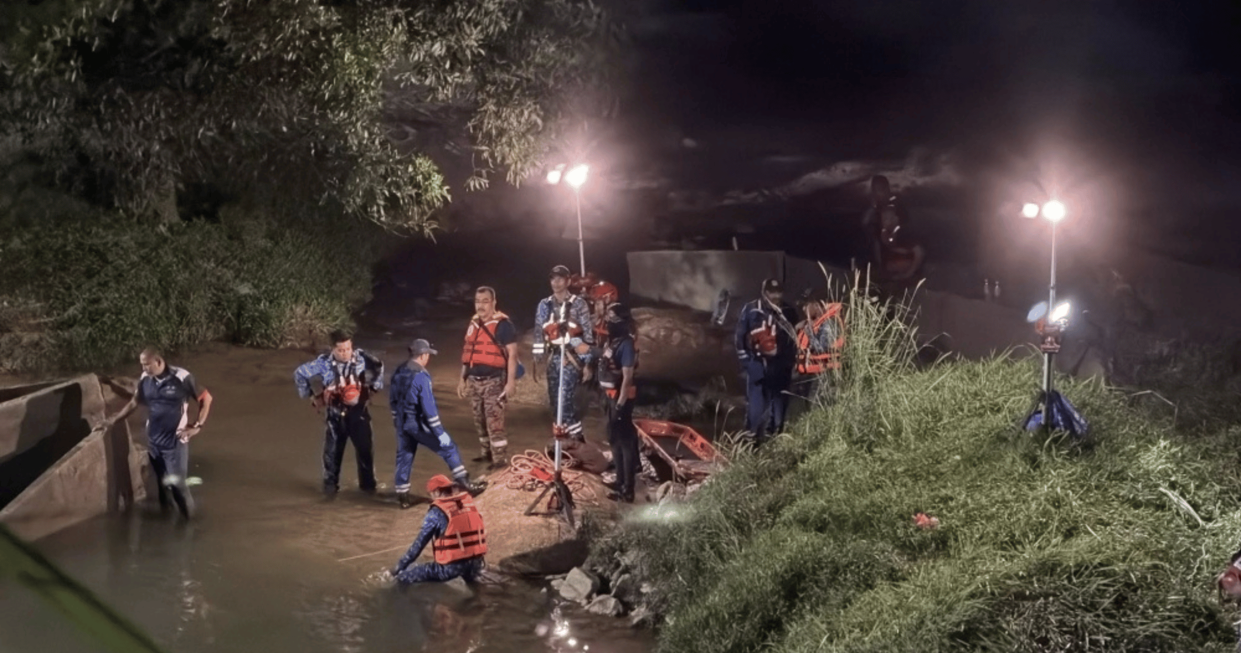 Kajang Drowning Tragedy: Body of Second Brother Recovered from Retention Pond