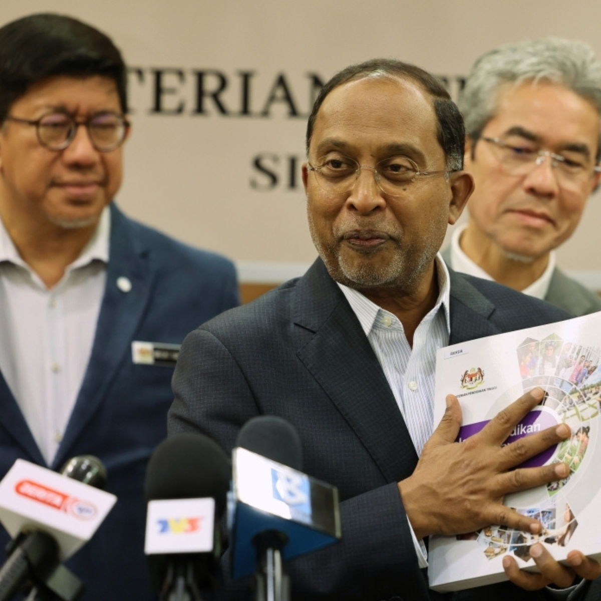 Zambry says Malaysia will roll out the Higher Education Plan 2026–2035 in January, presenting a ten-year strategy for the country’s universities.
