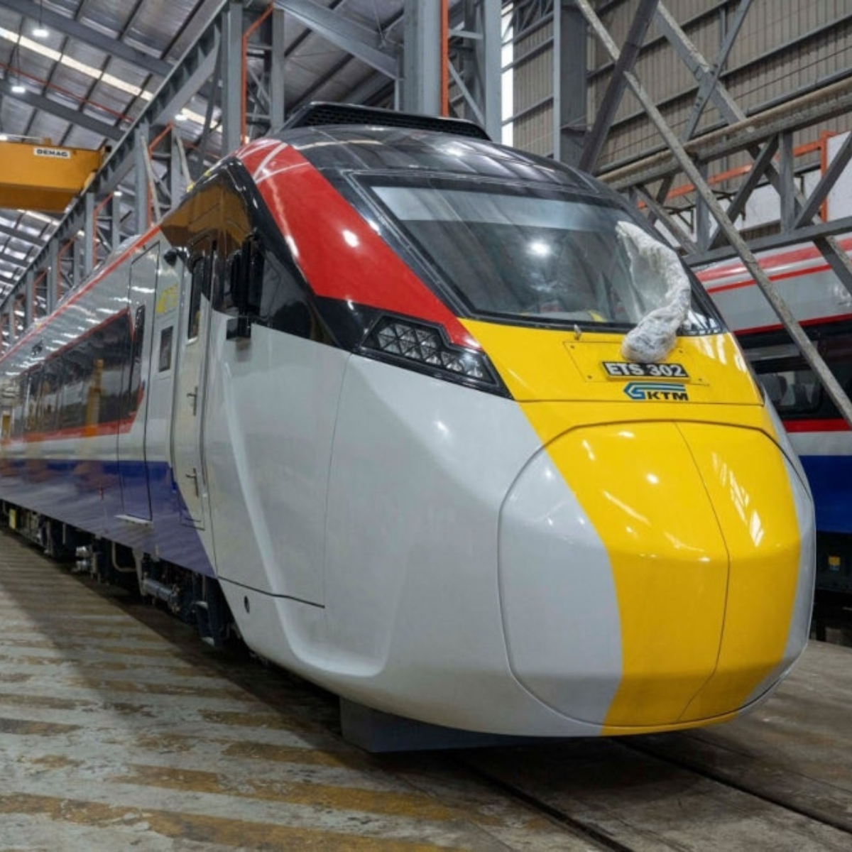 Malaysia’s long-awaited electric train debuts with a preview run, completing the KL–JB journey in just 4.5 hours.