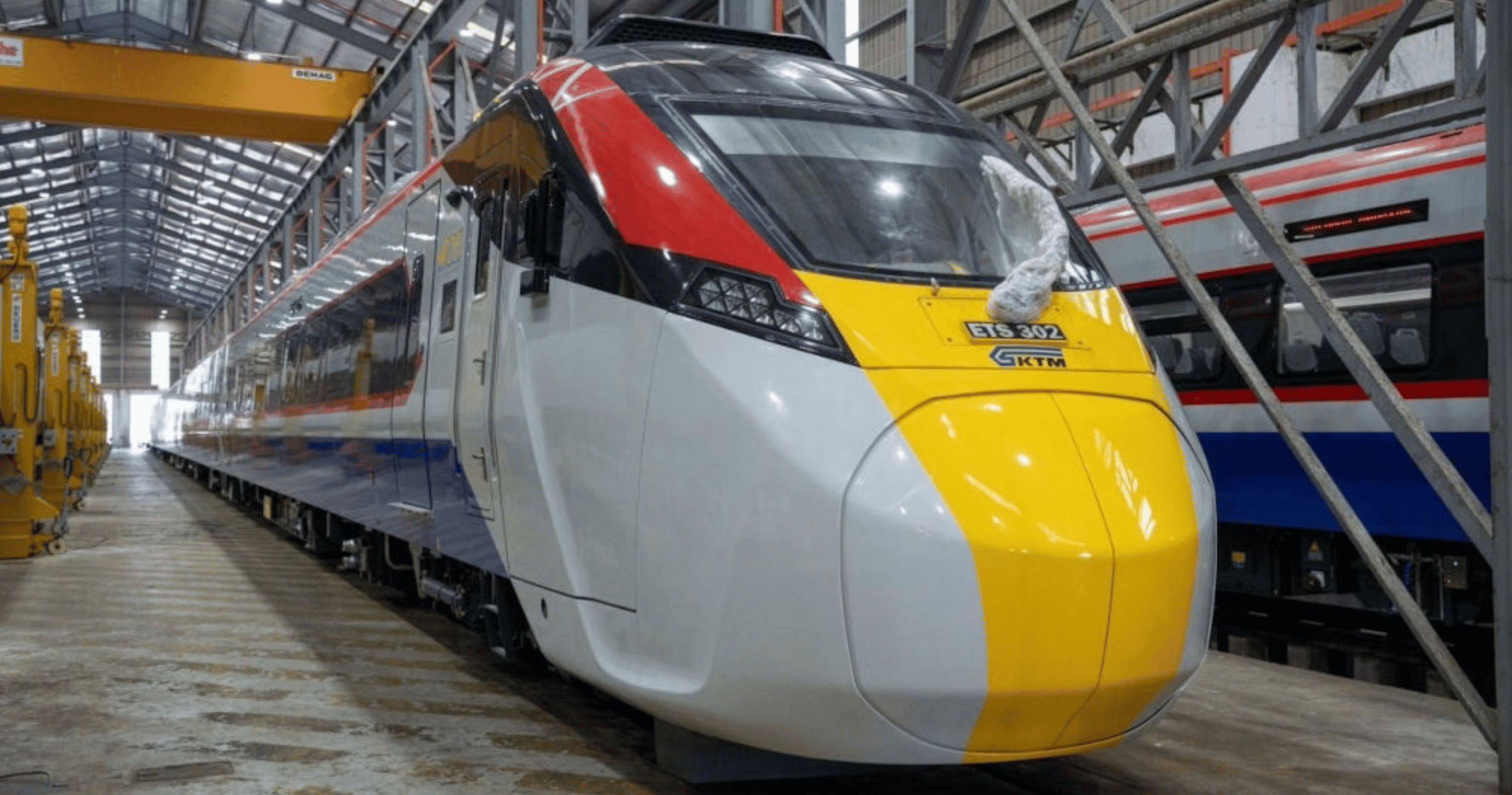 Malaysia’s long-awaited electric train debuts with a preview run, completing the KL–JB journey in just 4.5 hours.