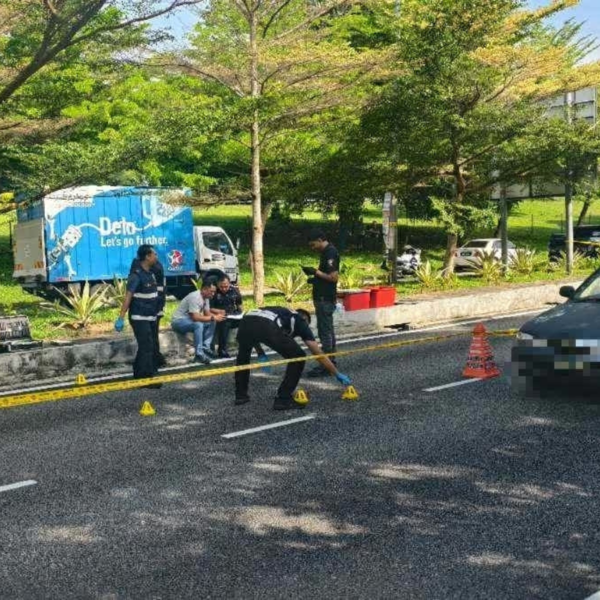 Negeri Sembilan police believe a feud between secret societies may be behind the car shooting along Jalan Rasah–Mambau.
