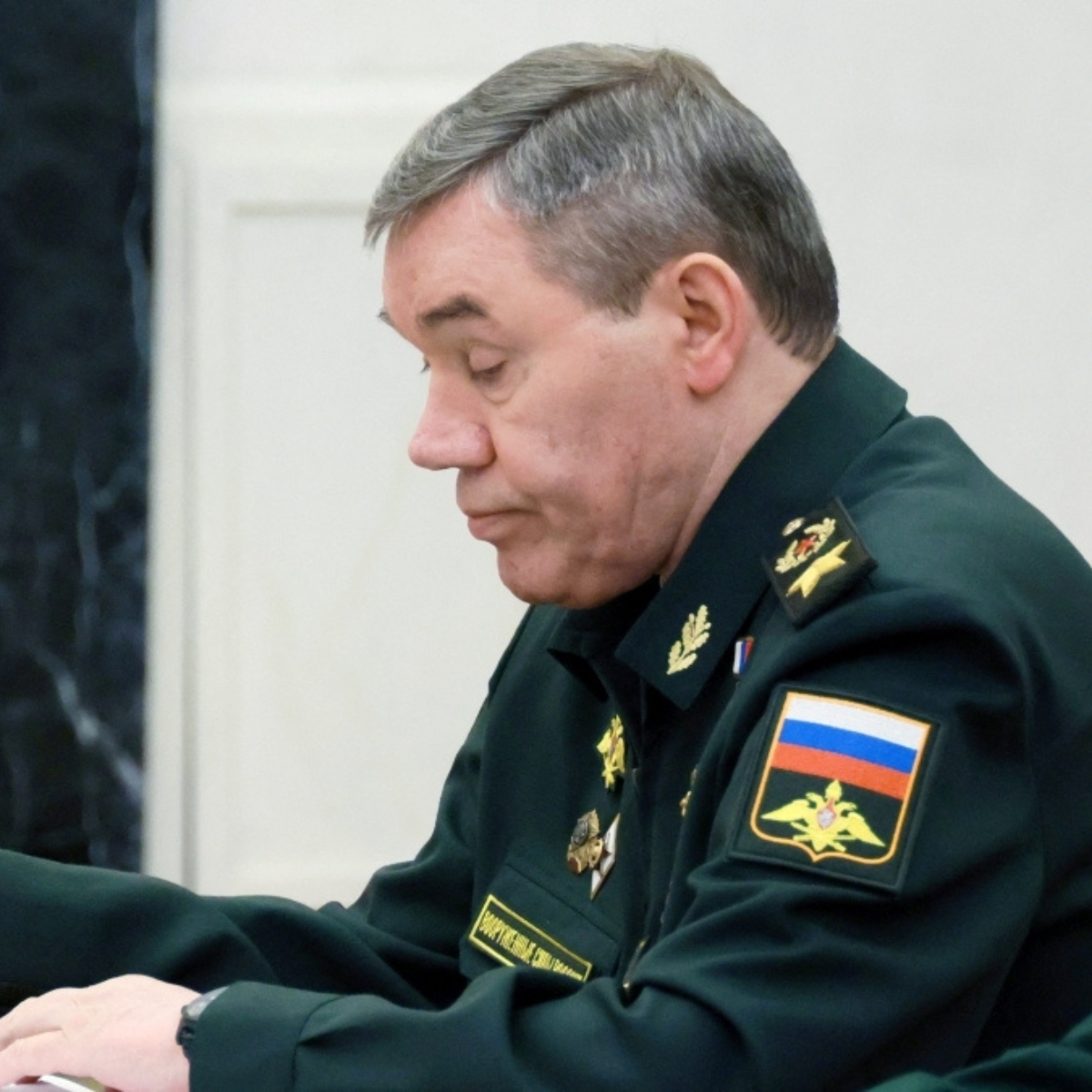 Top Russian general says Putin has instructed an expansion of the Ukraine buffer zone in 2026