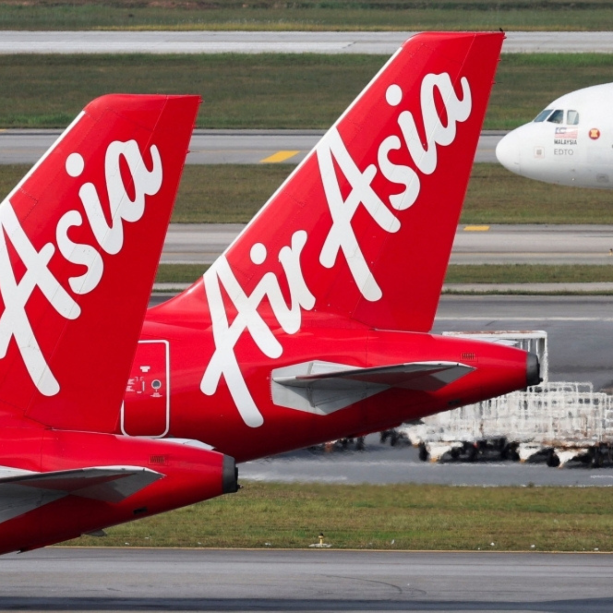 AirAsia to operate 150 additional domestic flights and cap subsidised one-way fares at RM600 during the Chinese New Year peak.