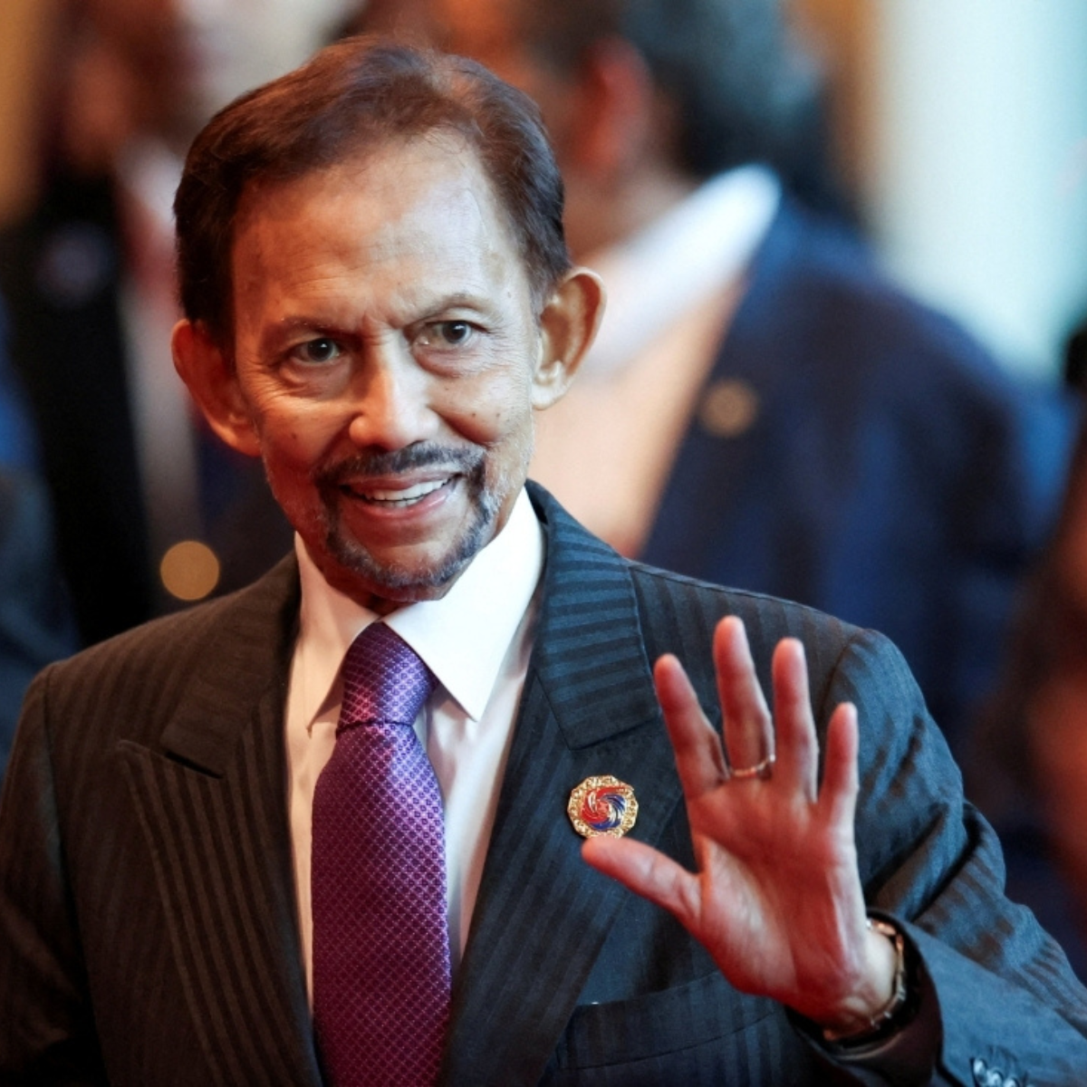 Malaysia’s leading heart specialists to provide support as Sultan Hassanal Bolkiah undergoes knee surgery in Brunei