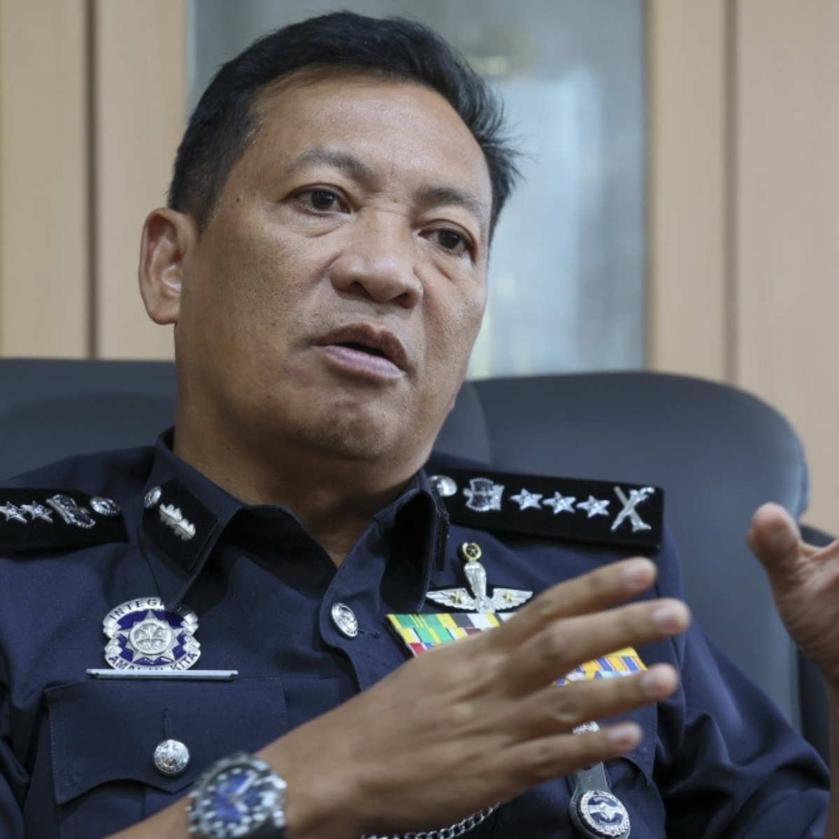 Doctor duped of RM285,000 in phone scam linked to fake electricity meter tampering allegation