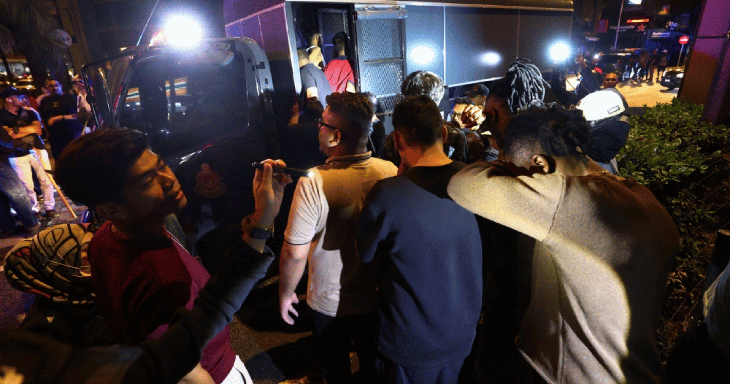 An immigration officer was injured during a raid on a nightclub in Bukit Bintang, where authorities detained 48 foreign nationals.
