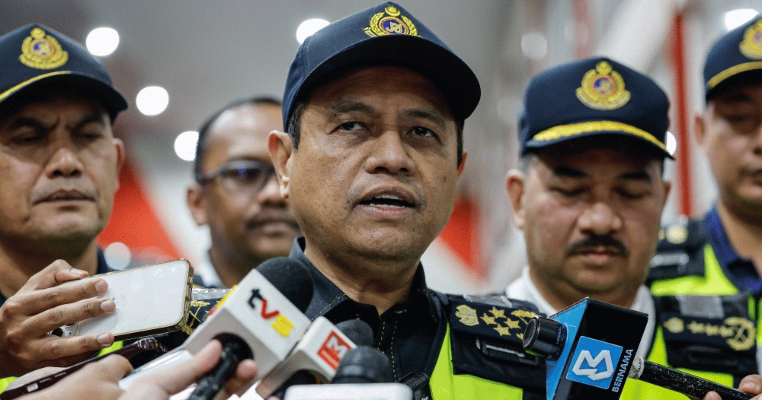 Compliance with speed-limiting devices among commercial vehicles remains low, according to JPJ.