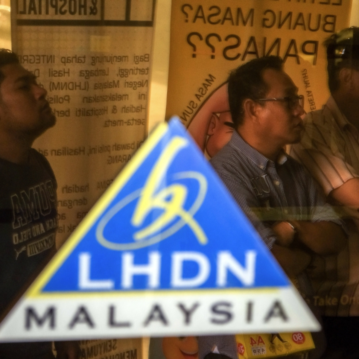 Accidental check? IRB reassures taxpayers that marking errors will not delay 2025 income tax refunds.