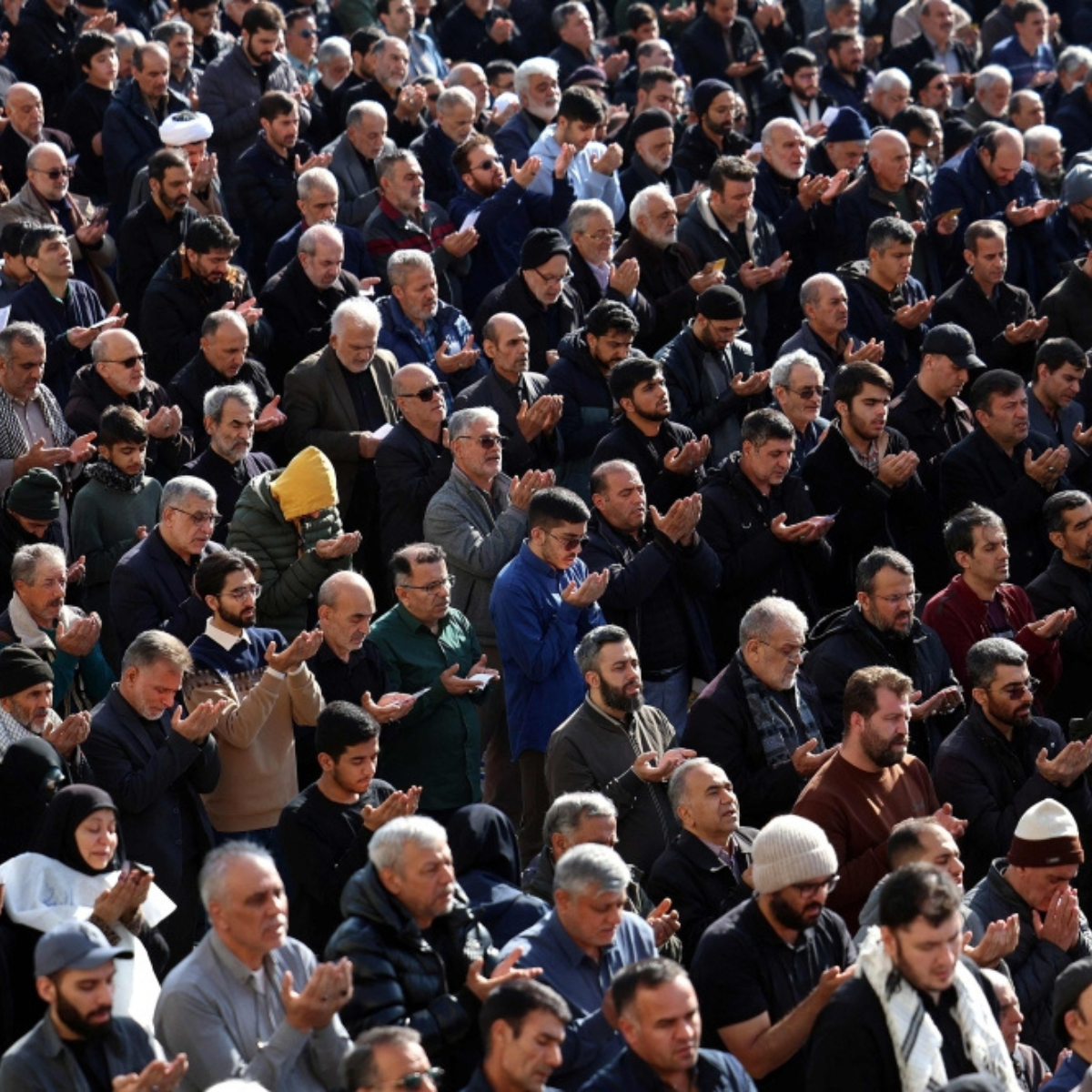 Thousands gather for Eid al-Fitr prayers in Iran amid ongoing Middle East conflict