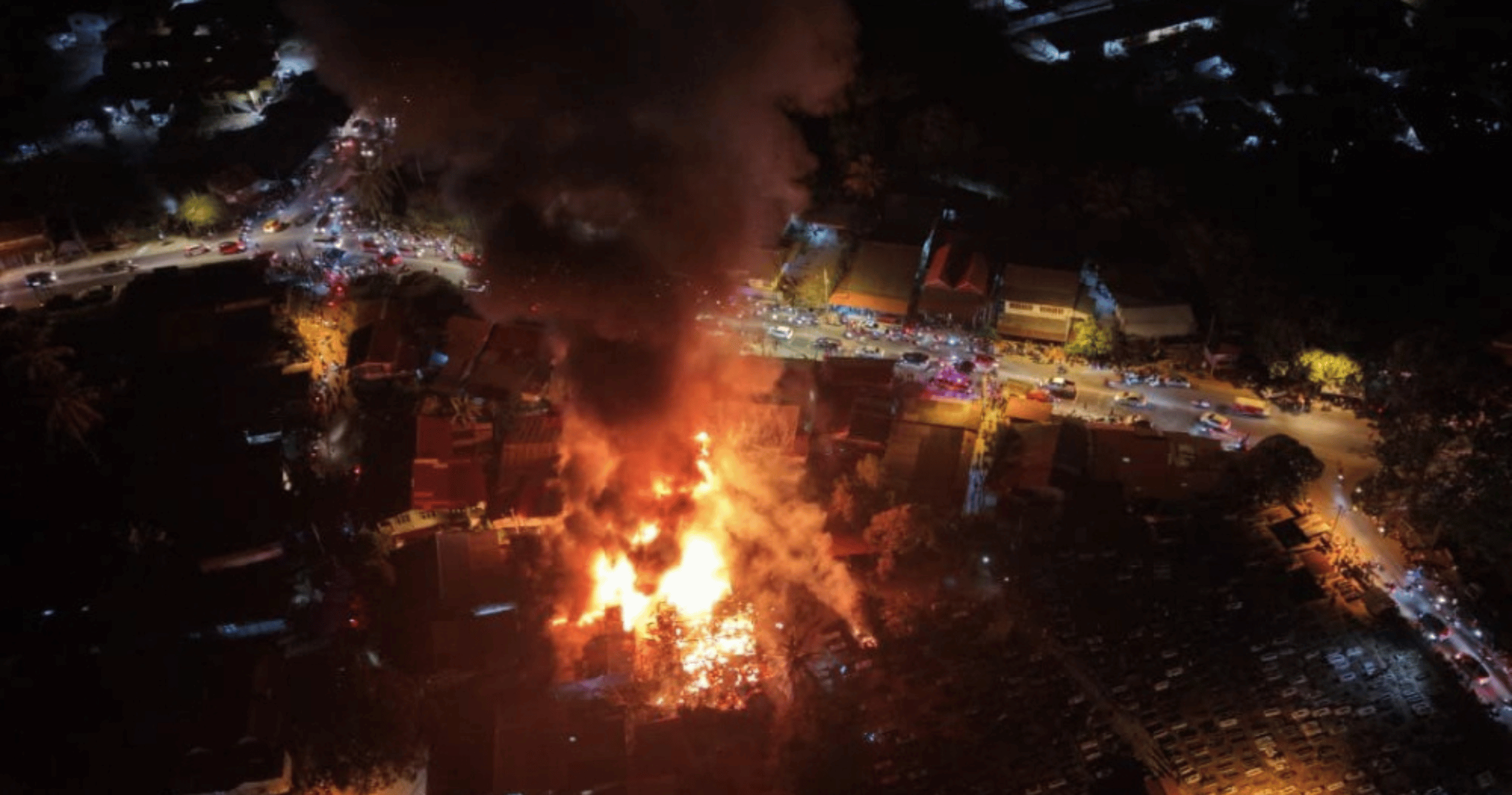 Midnight blaze destroys four houses and a Toyota Hilux in Kota Bharu.