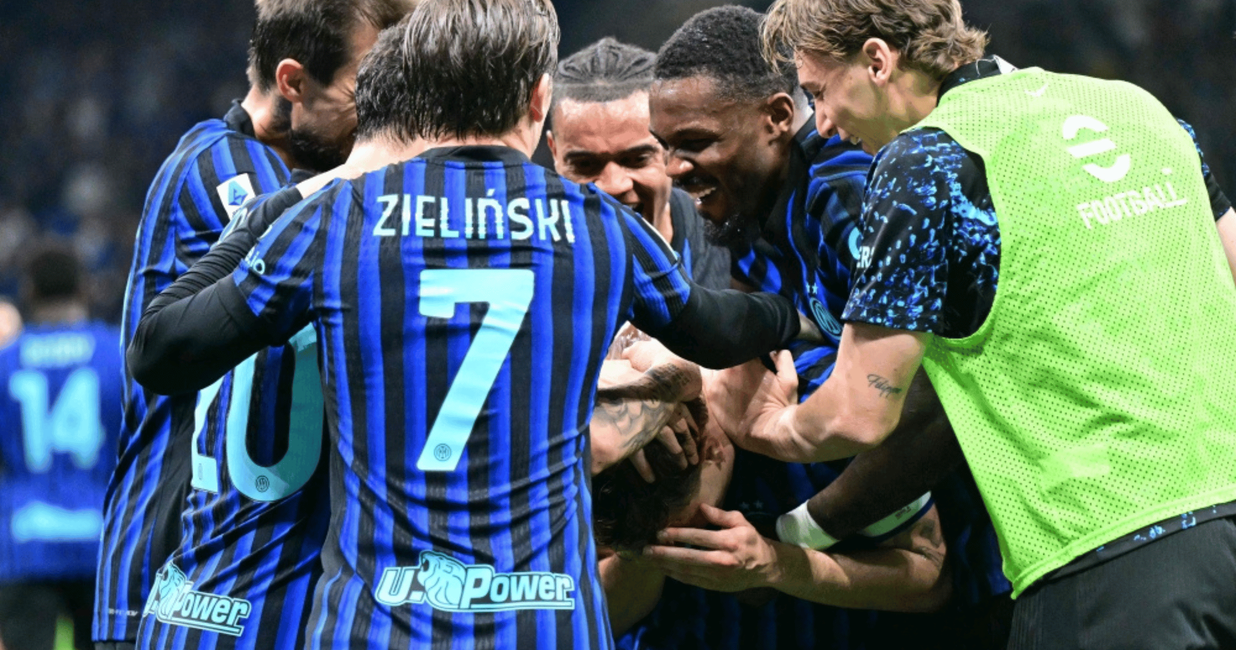 Inter Milan rout Roma 5-2, extending Serie A lead to nine points