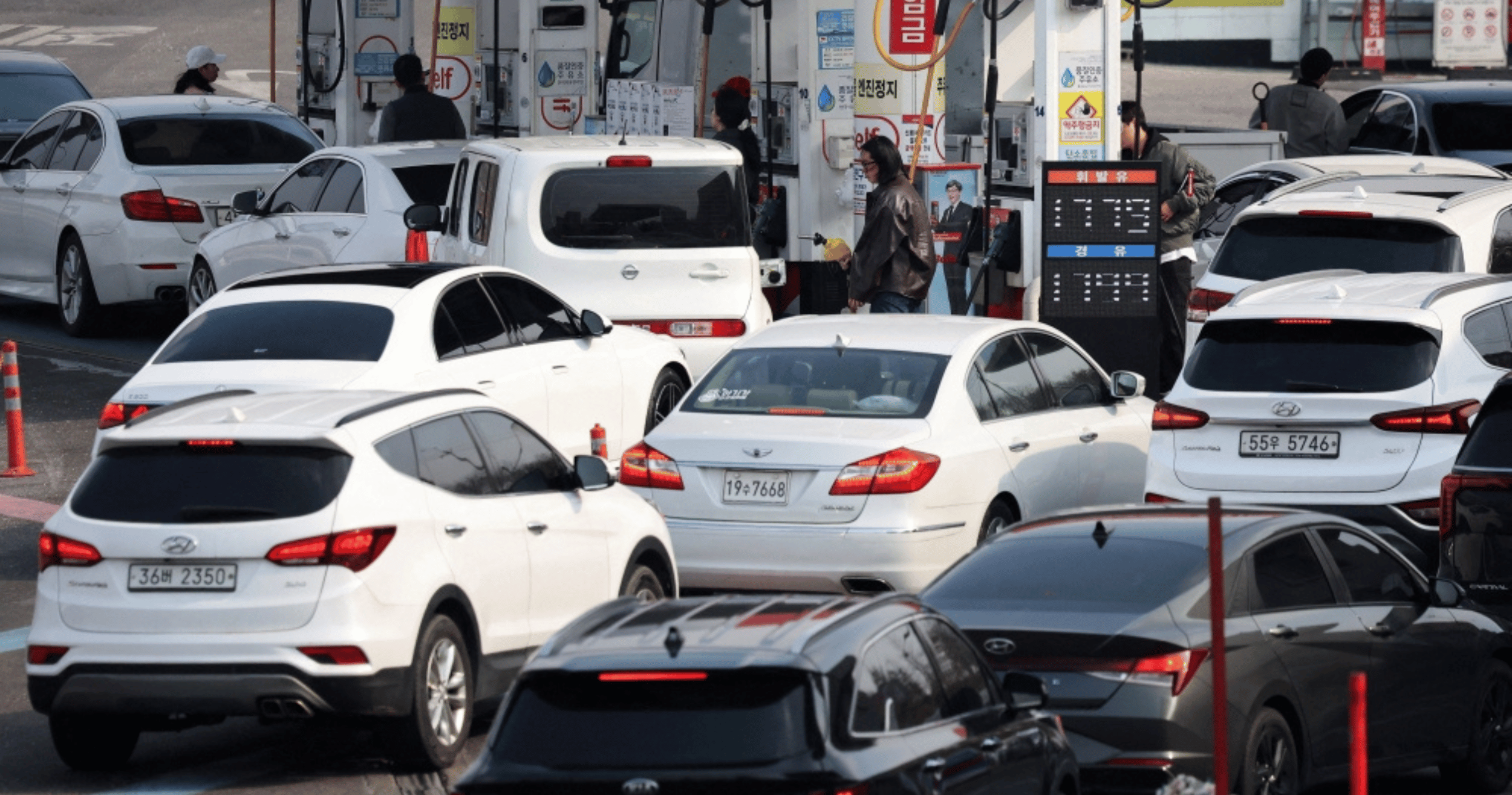 South Korea weighs nationwide driving restrictions as oil prices surge