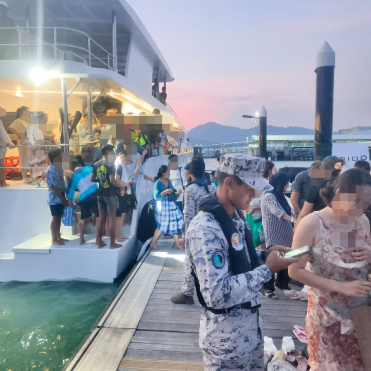 Sunset cruise off Kedah runs into trouble with MMEA over overcrowding on board.