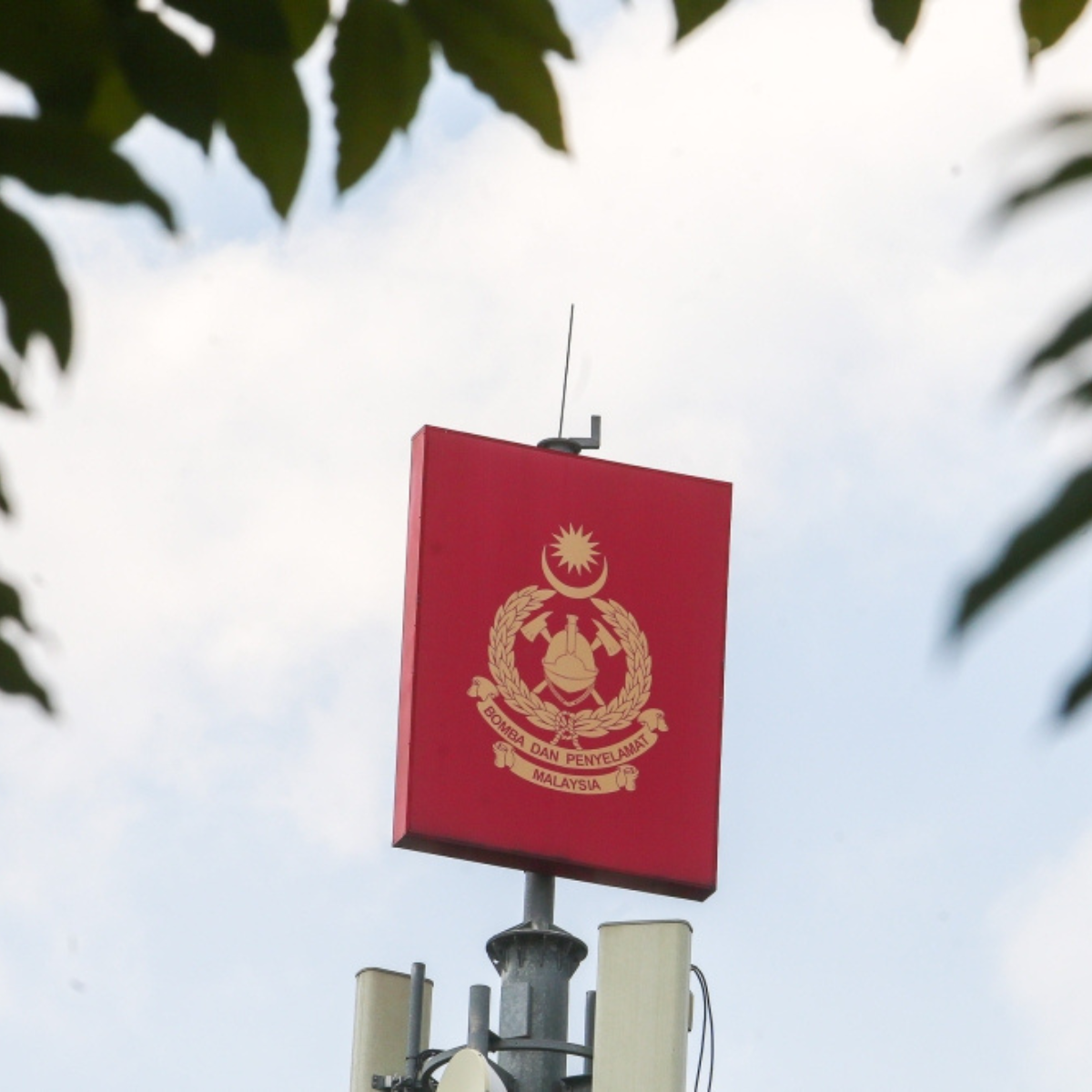 Six-year-old boy dies after falling into a canal in Sungai Dua.