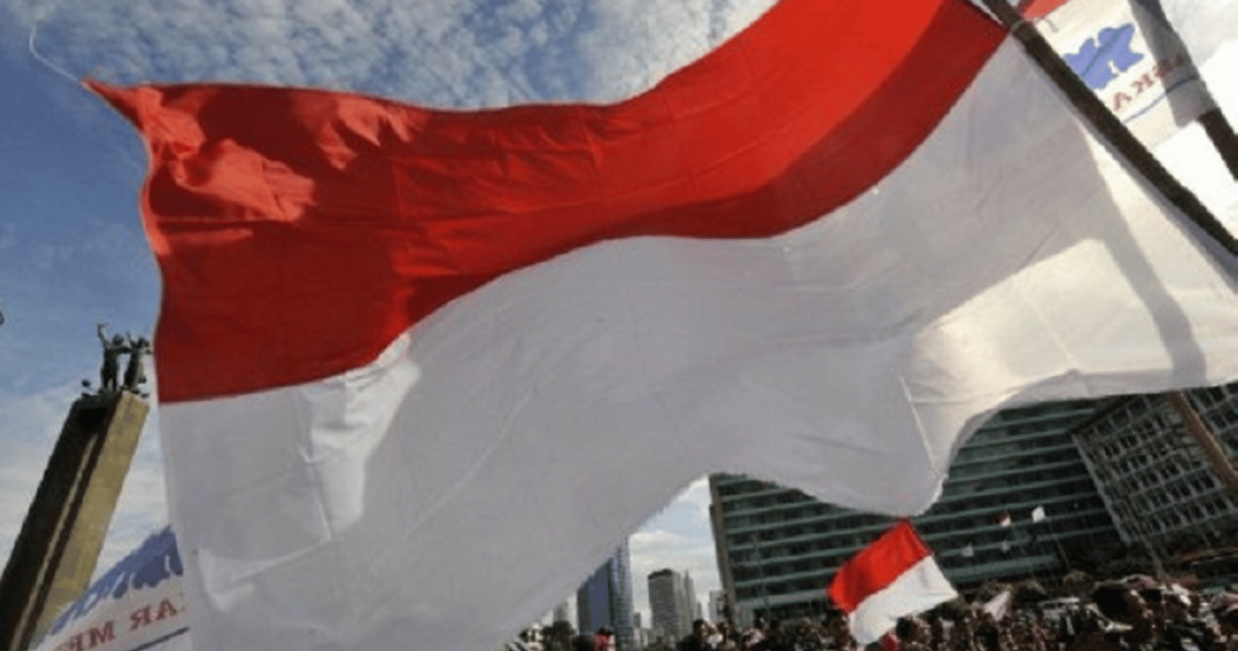 Indonesia launches Denera to support its waste-to-energy initiative through a state investment vehicle.