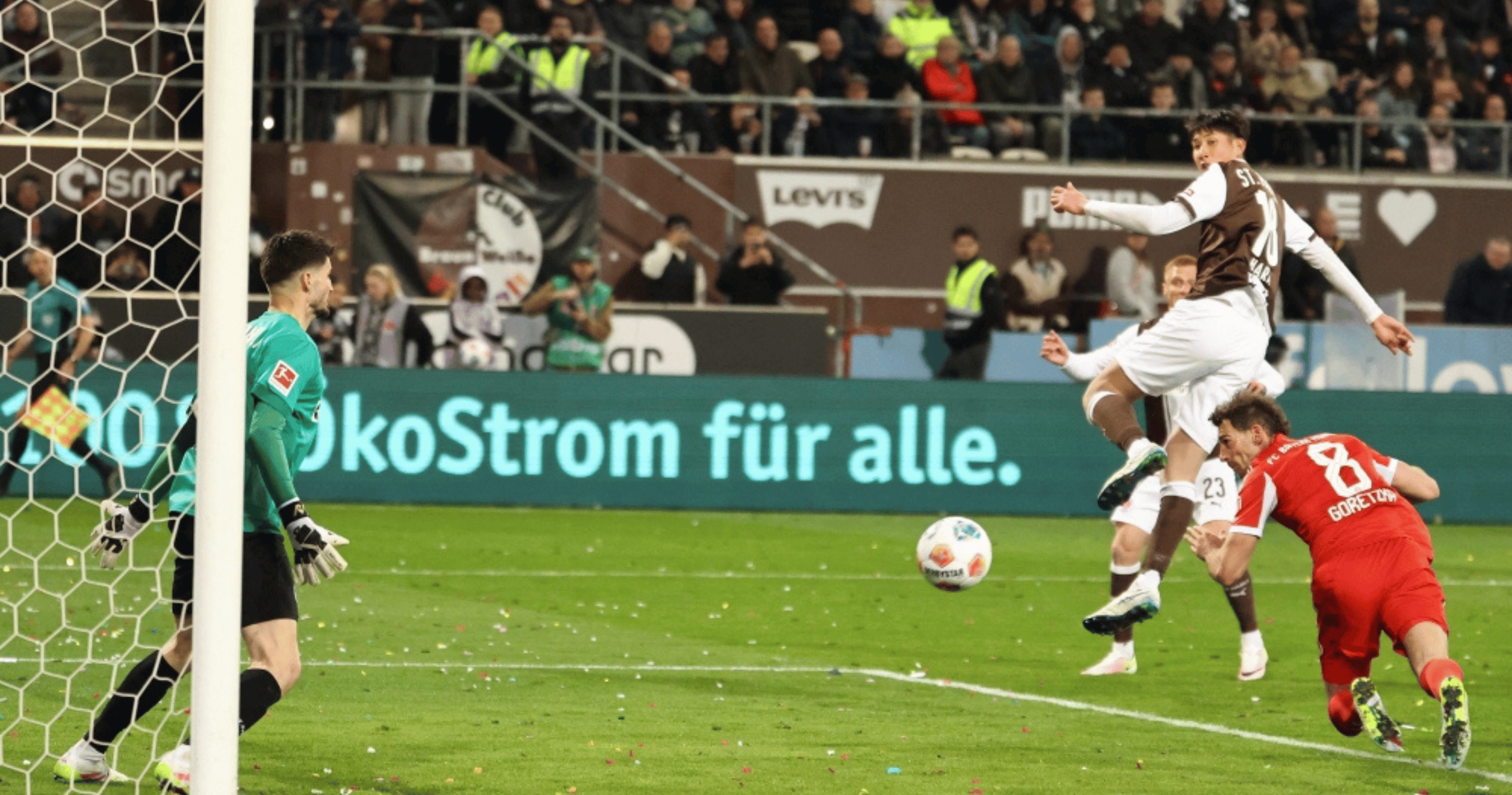 Bayern set a new 54-year Bundesliga scoring record with their 102nd goal.
