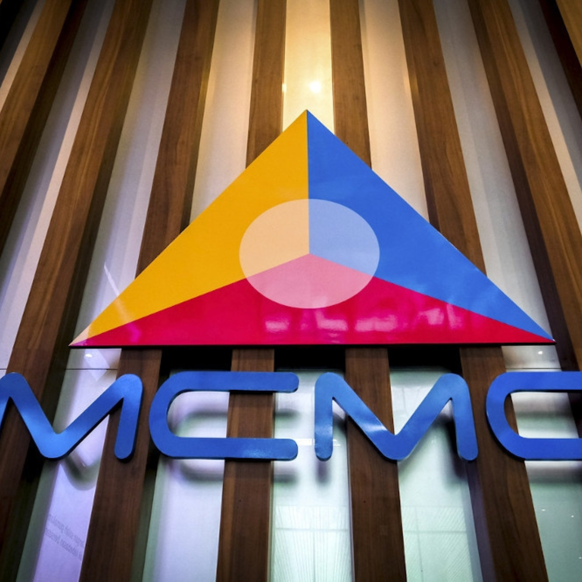 MCMC: One to be prosecuted, five fined over false petrol price hike claims