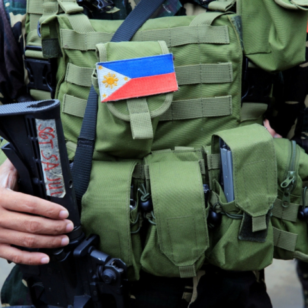 Philippine forces kill 10 militants linked to Marawi siege group