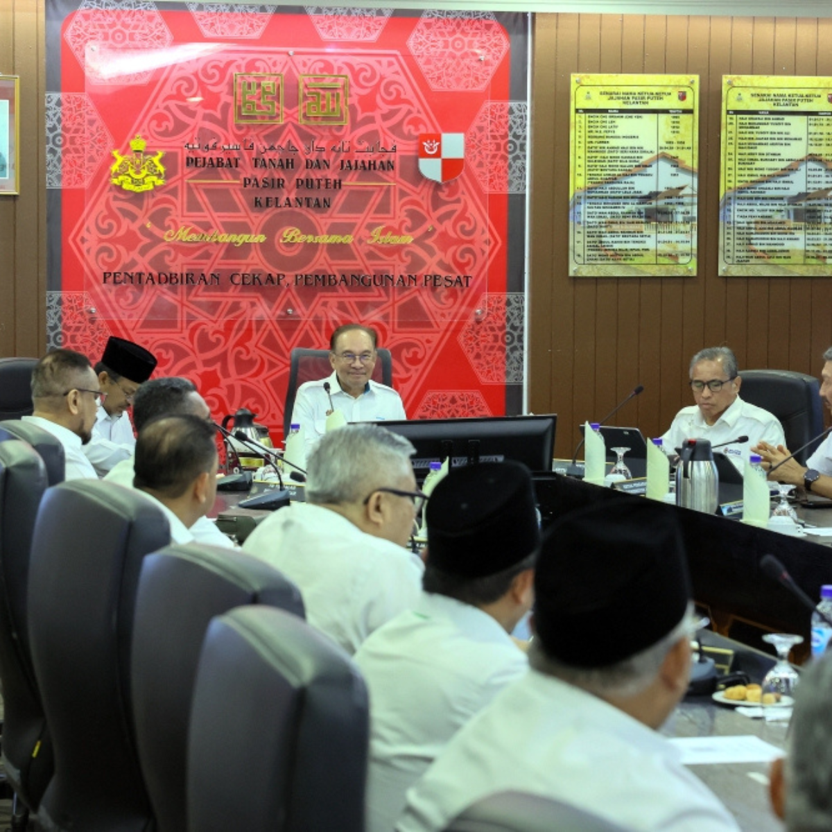 PM: 85% of Malaysians, including fishermen and school bus operators, benefit from subsidised diesel rates