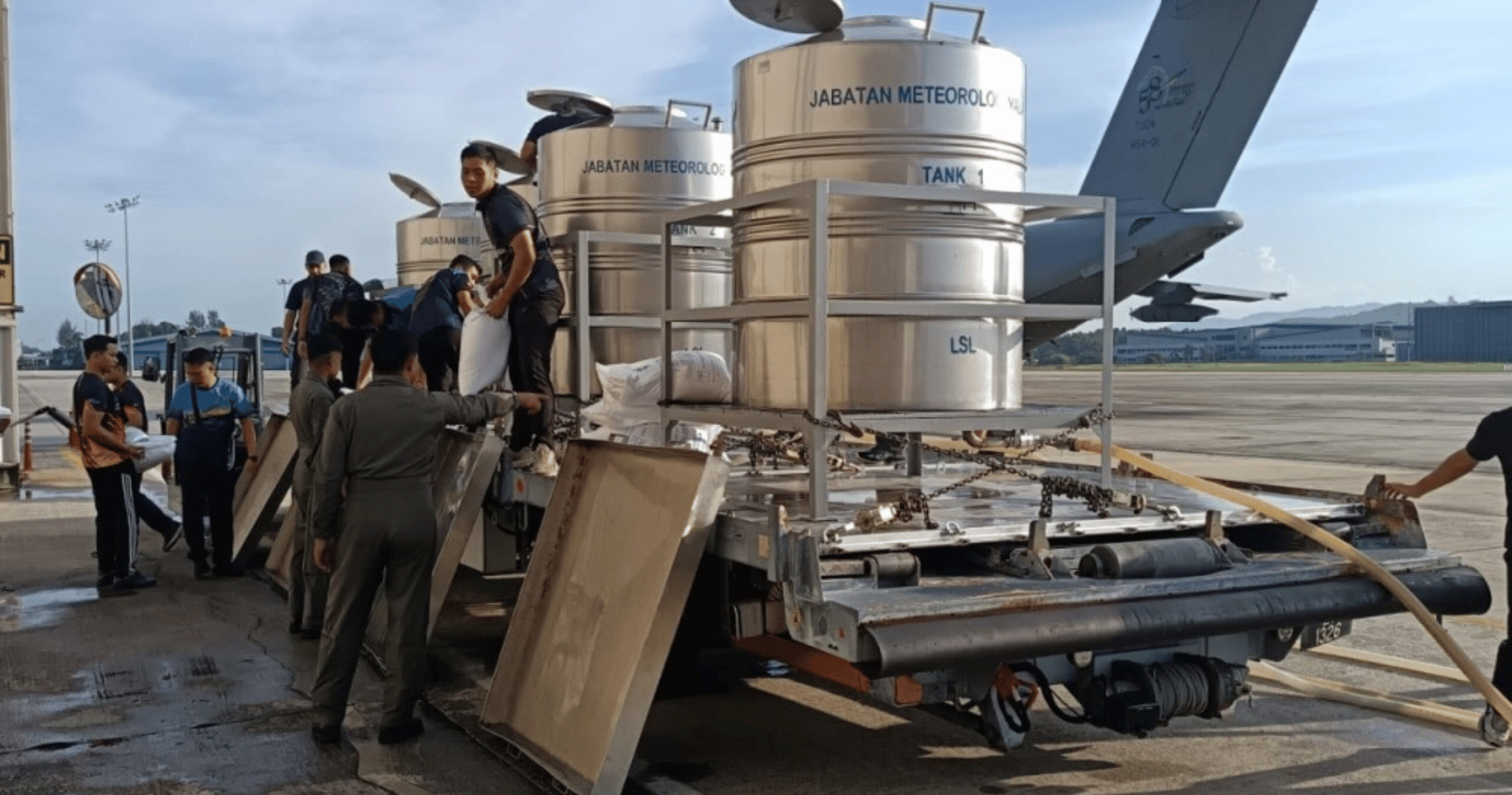 Day 1 of cloud seeding operations has started in Kedah and Perlis as dam water levels fall to critical levels.