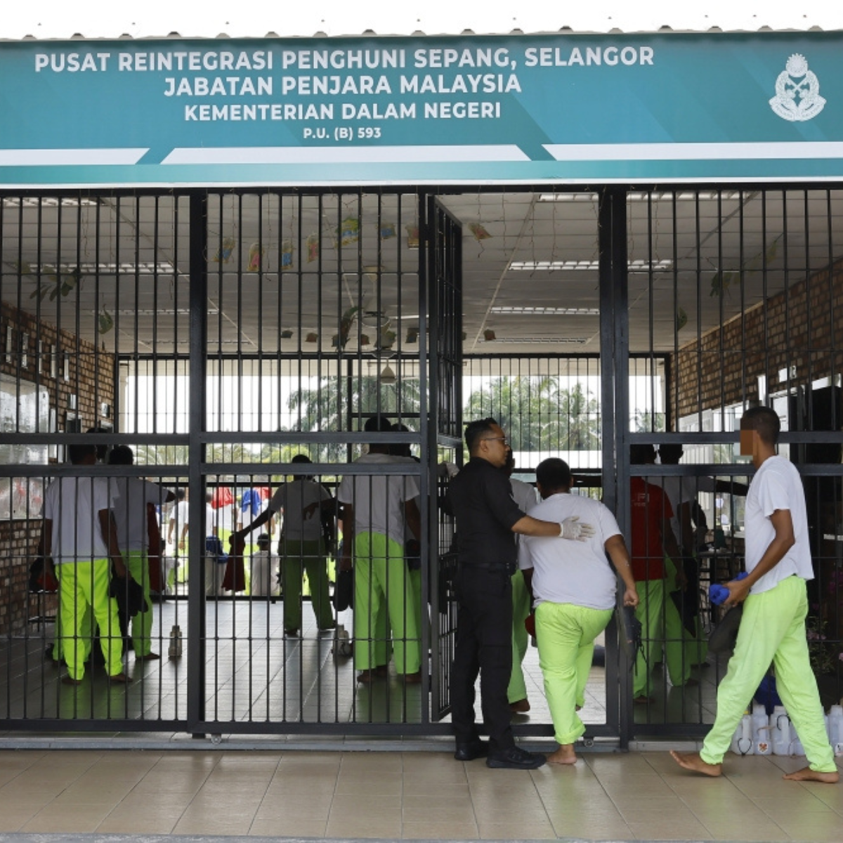 Prisons Department of Malaysia: Inmates will be allowed family visits on May 29 and 30 in conjunction with the Aidiladha celebration.