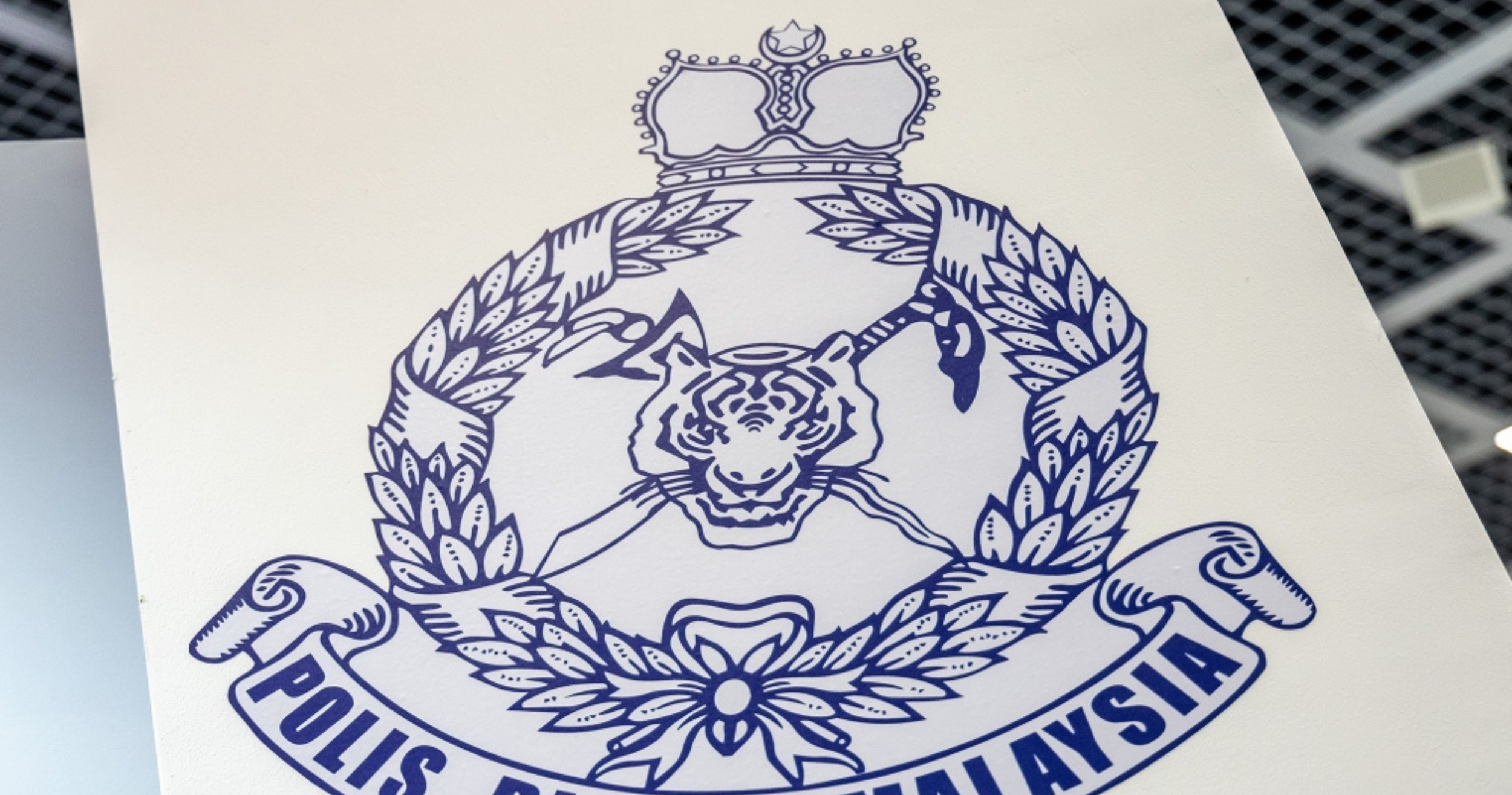Mother detained after children filmed leaning out of moving car’s sunroof on Grand Saga Highway