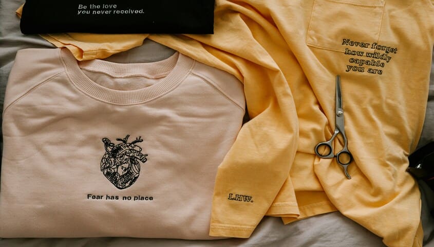 sell custom clothing for dropshipping idea