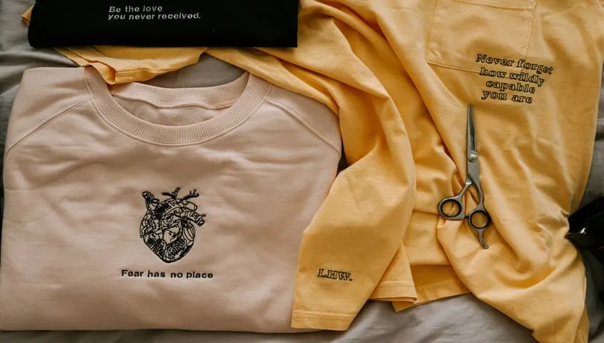sell custom clothing for dropshipping idea