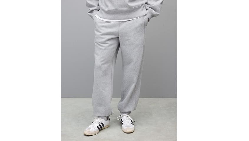 sweatpants for everyday comfort: brushed fleece '97 relaxed sweatpant