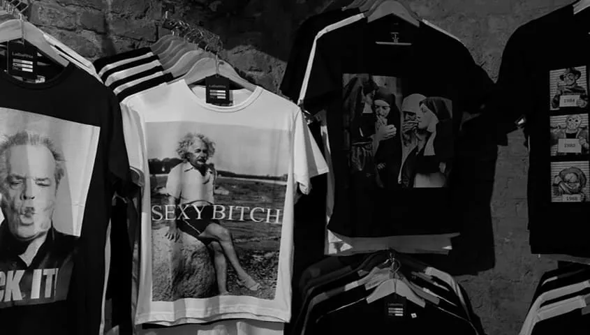 show difference t-shirt design placement