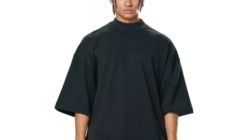 Heavyweight Oversized Mock Neck T-shirt from Tapstitch — a minimalist t shirt neck type for techwear and clean silhouettes