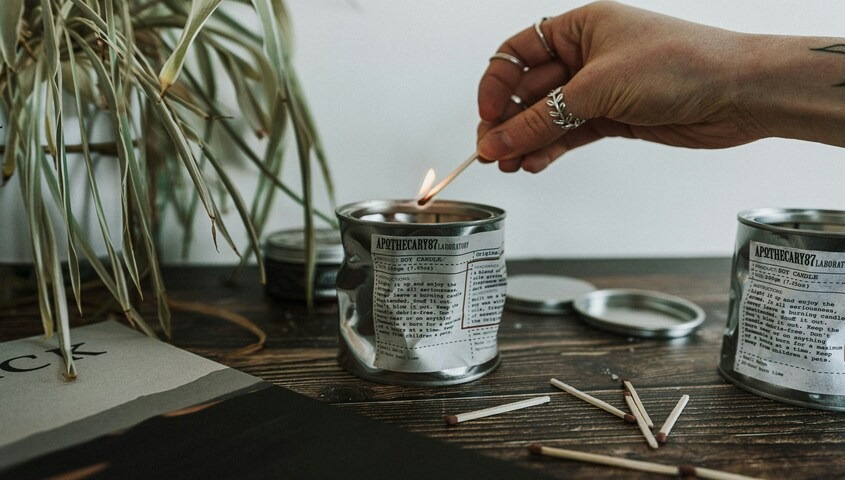 Handcrafted soy candles as top trending products on Shopify