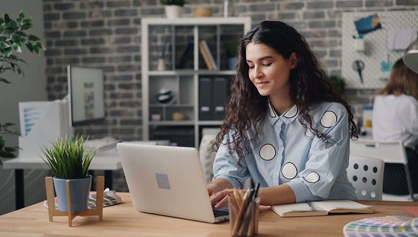 online business owner sending black friday email