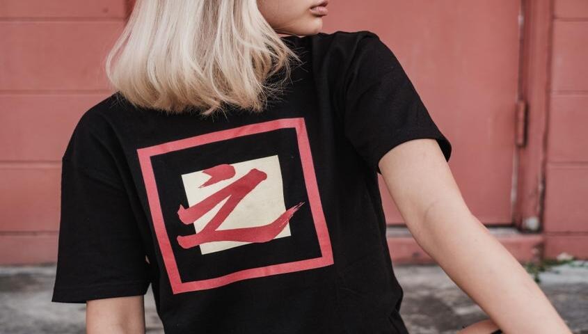 Woman wearing a design T-shirt