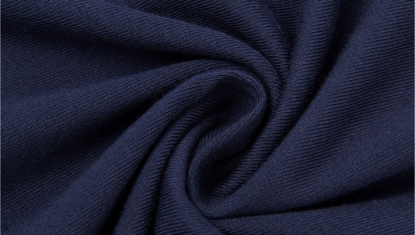 Close-up of the cotton jersey fabric of the Tapstitch Essential Cotton T-Shirt RT0063