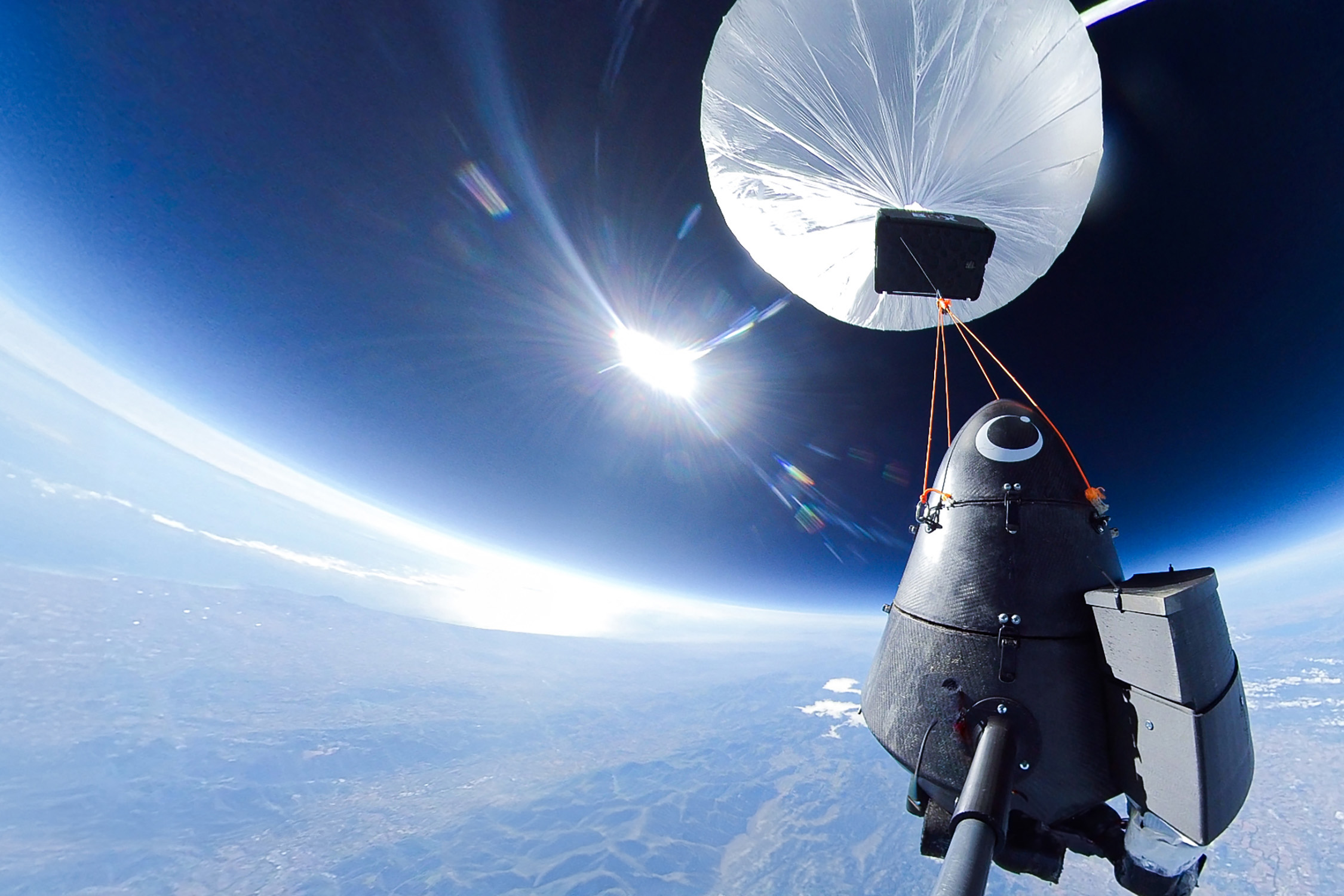 Involve's Stratostats®, our pseudo-satellite platform for Earth Observation, flying at about 20km altitude