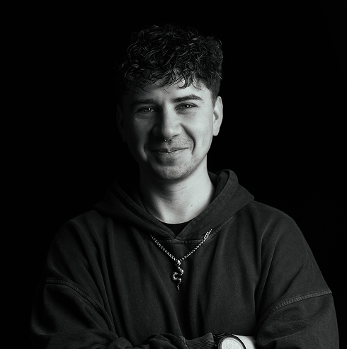 команда Locomotive