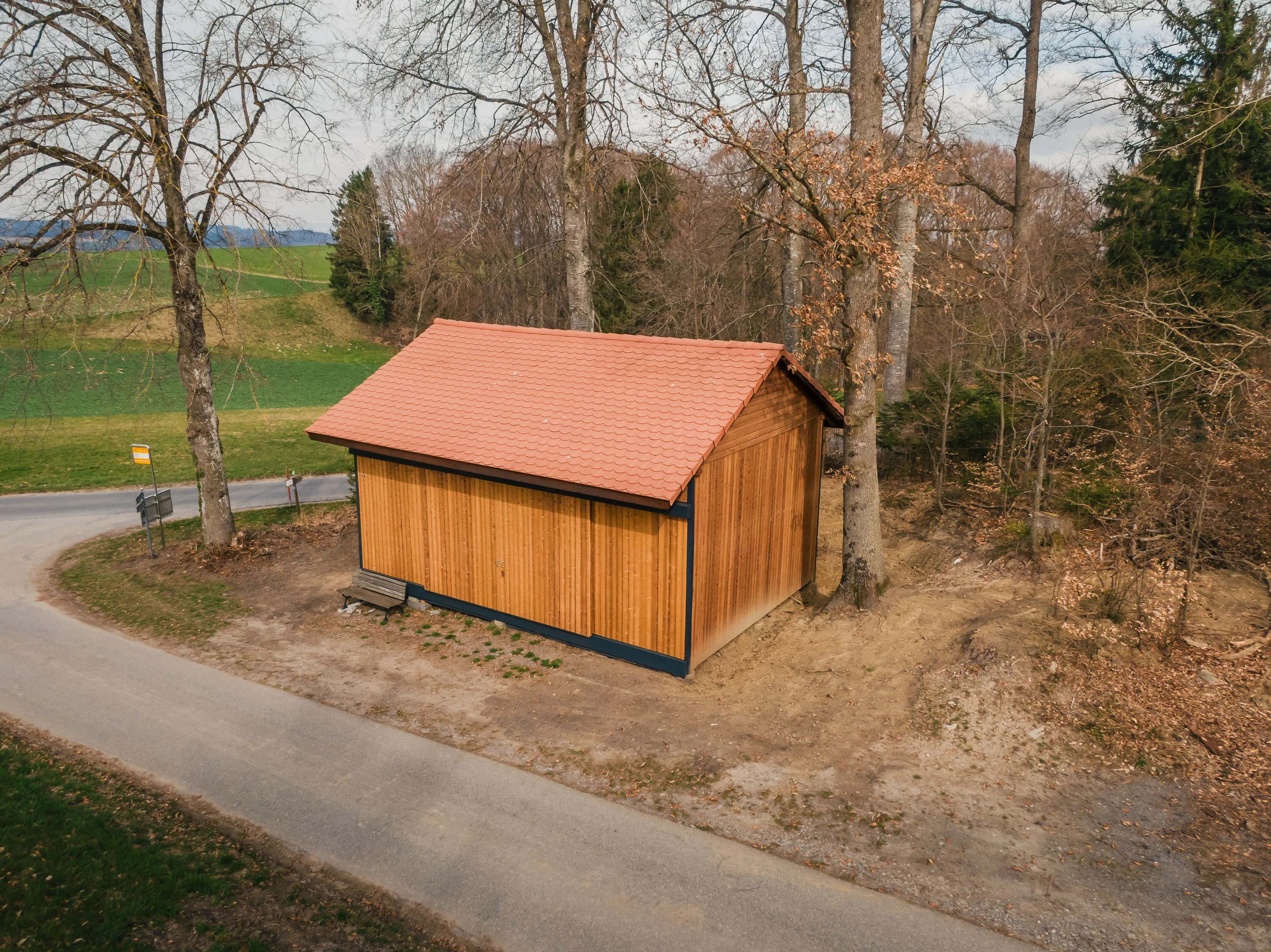 Cabane Forestière à Chavannes-sur-Moudon - Hofer Toiture - 02