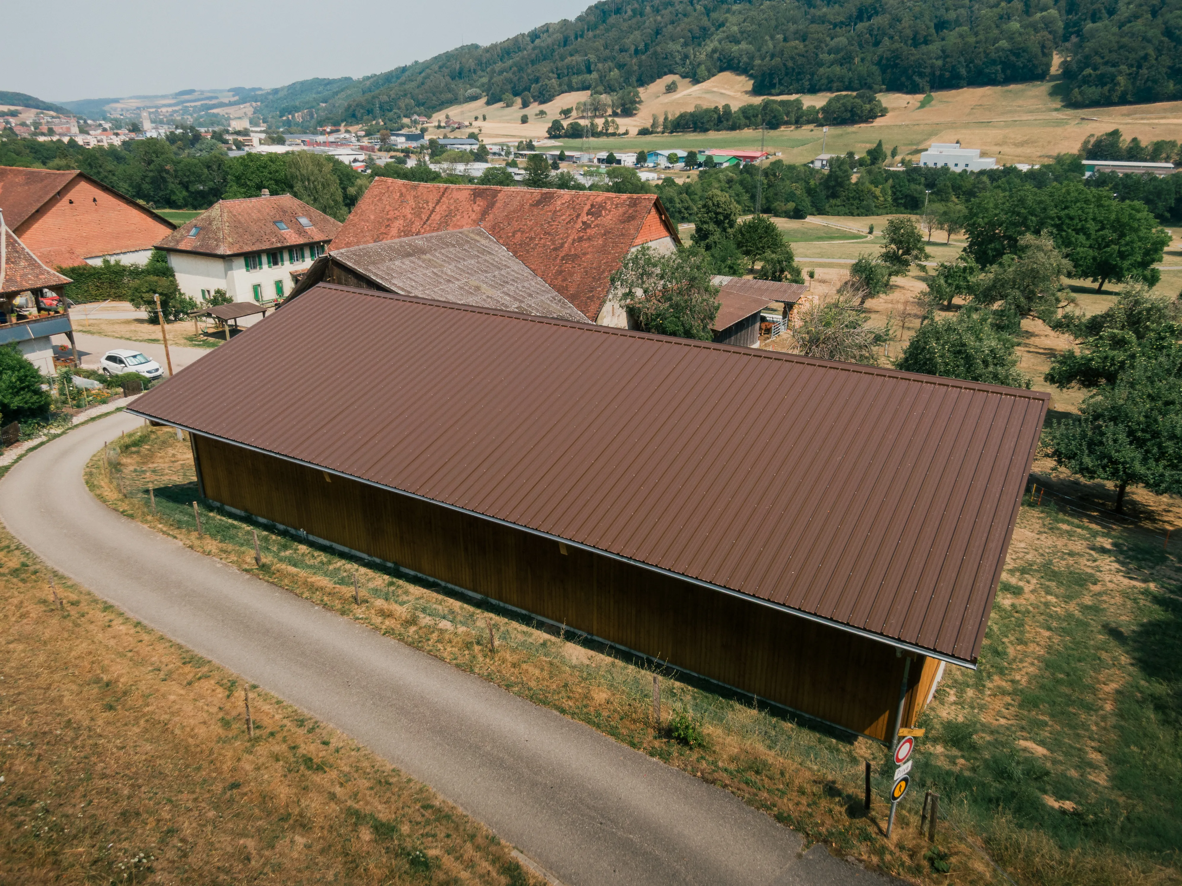 Construction complète d'une halle en ossature bois, de la conception à la pose - 05