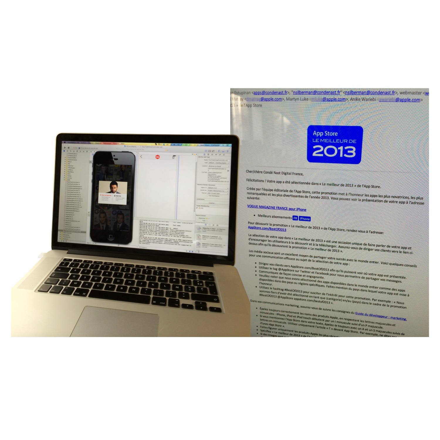 Open laptop displaying app development software with iPhone mockup showing an app, next to a webpage featuring the App Store Best of 2013 award in French.