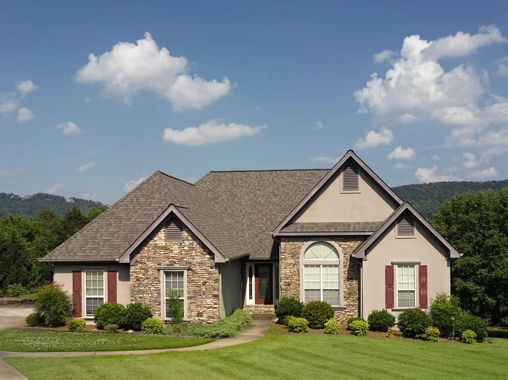 CertainTeed Landmark architectural shingles full house view