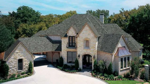 TAMKO Titan XT beauty shot installed roof detail