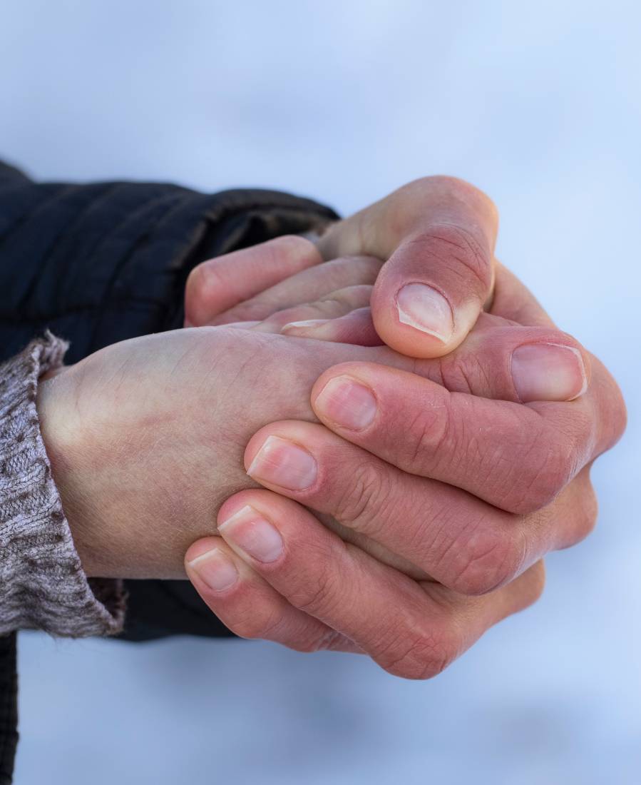 Neuropathy & Cold Weather: Why Nerve Pain Flares Up in Winter