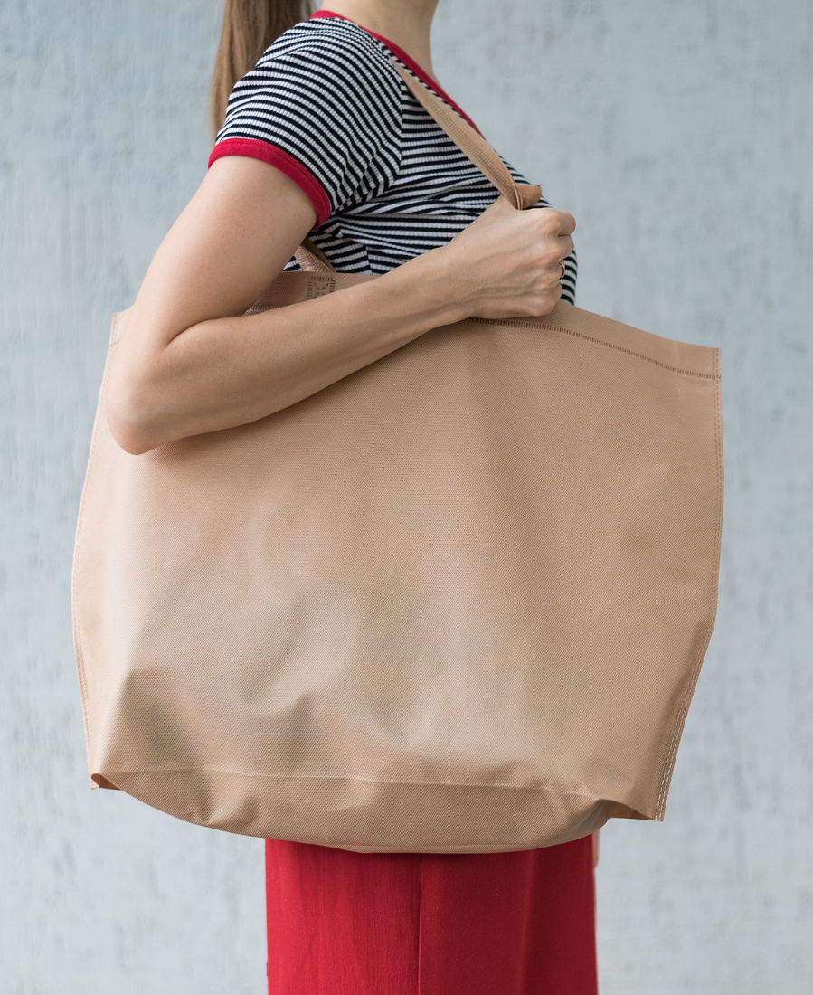 Backpacks, Heavy Purses & Your Spine