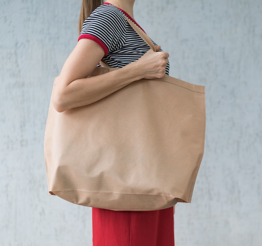 Backpacks, Heavy Purses & Your Spine
